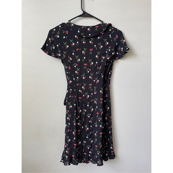 Dollz & Dames Cherry Lightweight Wrap Summer Nights Black Mini Dress Size XS - Picture 7 of 11